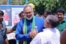 തിരുവനന്തപുരത്ത് രാജീവ് ചന്ദ്രശേഖറിന്‍റെ നാമനിര്‍ദേശ പത്രിക തള്ളണമെന്ന ഹർജി ഹൈക്കോടതി തള്ളി