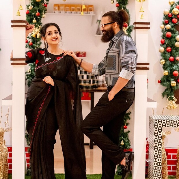  'ജന്മദിനാശംസകള്‍ അമ്മ നിങ്ങളെ വളരെയധികം സ്‌നേഹിക്കുന്നു',-എന്നാണ് അമ്മയ്‌ക്കൊപ്പമുള്ള ചിത്രം പങ്കുവെച്ചുകൊണ്ട് വേദ എഴുതിയത്.