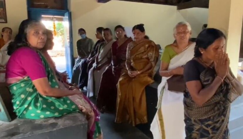  ദേവന് ആയിരം കുടം ജല ധാരയും, കൂടാതെ വരുണ ബലിക്കല്ലിൽ പ്രത്യേകം സജ്ജമാക്കിയ സ്ഥലത്ത് മന്ത്ര പൂരിതമായ ജലത്തിൽ വേദജ്ഞർ പർജന്യ സൂക്തം ജപിച്ച് വരുണ ഭഗവാനെ പ്രീതി പെടുത്തുന്നതുമാണ് ചടങ്ങ്. തന്ത്രി പുലിയന്നൂർ ശങ്കര നാരായണൻ നമ്പൂതിരിയുടെ കാർമികത്വത്തിലാണ് പൂജകൾ നടക്കുന്നത്.