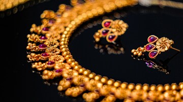 Gold price today| 'അടിച്ച് കയറി സ്വര്‍ണ വില'; ഈ മാസത്തെ ഏറ്റവും ഉയർന്ന വിലയിൽ വ്യാപാരം