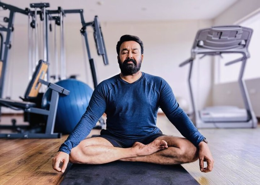 അഭിനയം പോലെത്തന്നെ, ഫിറ്റ്നസ്സിന്റെ കാര്യത്തിലും മോഹൻലാലിന് കൃത്യനിഷ്‌ഠയുണ്ട്. ഒരു ദിവസം എത്ര വൈകിയാലും മോഹൻലാൽ പരിശീലനം മുടക്കാറില്ല എന്നദ്ദേഹത്തിന്റെ പരിശീലകൻ തന്നെ ഒരിക്കൽ പറഞ്ഞിരുന്നു 