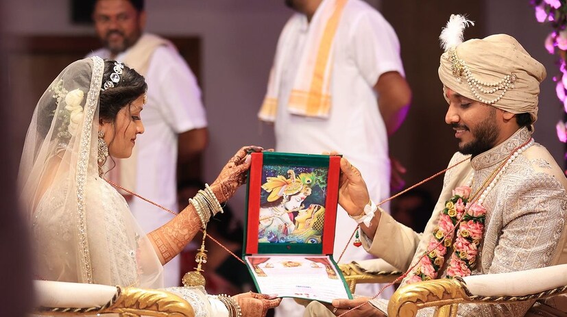  ഐപിഎല്ലില്‍ കൊല്‍ക്കത്ത നൈറ്റ് റൈഡേഴ്‌സിന്റെ താരമായ ചേതന്‍ തന്നെയാണ് ഇക്കാര്യം സോഷ്യല്‍ മീഡിയയിലൂടെ അറിയിച്ചത്.