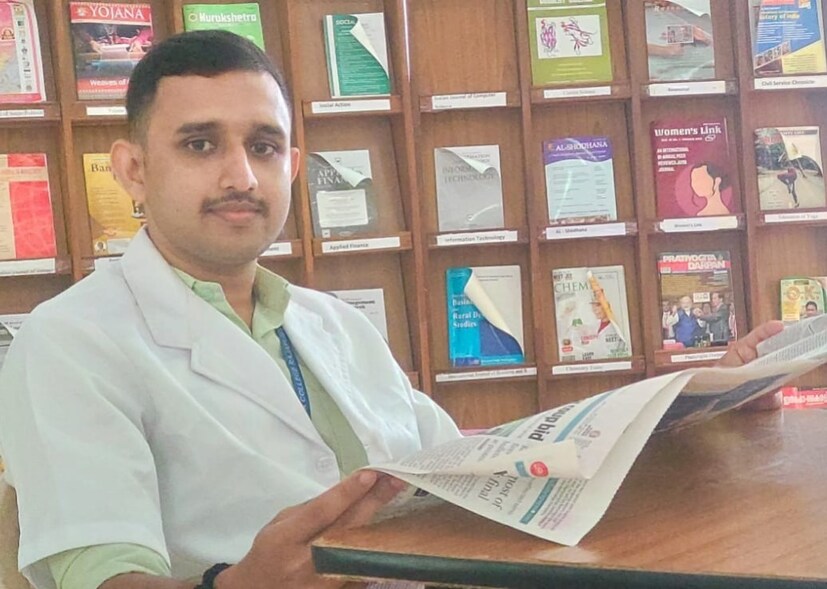  ഐഎഎസ് ഉദ്യോഗാര്‍ത്ഥികള്‍ക്ക് ഓണ്‍ലൈന്‍ ക്ലാസുകളിലൂടെ ലഭിച്ച വരുമാനം കൊണ്ട് 21 കാരന്‍ 10 ലക്ഷം രൂപയുടെ ബലെനോ കാറും സ്വന്തമാക്കി. കാസര്‍ഗോഡ് സ്വദേശിയായ സായൂജ് എസ് ചന്ദ്രനാണ് ഈ ആശയത്തിന് പിന്നില്‍. രാജപുരത്തെ സെന്റ് പയസ് ടെൻത് കോളേജിലെ അവസാന വര്‍ഷ ബിഎസ്‌സി വിദ്യാര്‍ത്ഥിയായ സായൂജ് യുട്യൂബിലെ ഐഎഎസ് കോച്ചിംഗ് ചാനലിലൂടെയാണ് ഈ നേട്ടം സ്വന്തമാക്കിയത്. കറന്റ് അഫയേഴ്‌സ്, സിവില്‍ സര്‍വ്വീസ് ആപ്റ്റിറ്റിയൂഡ് ടെസ്റ്റ്, ചരിത്രം, ഭൂമിശാസ്ത്രം, ജനറല്‍ സ്റ്റഡീസ് എന്നിവയിലാണ് ഉദ്യോഗാര്‍ത്ഥികള്‍ക്ക് ഇദ്ദേഹം പരിശീലനം നല്‍കുന്നത്.