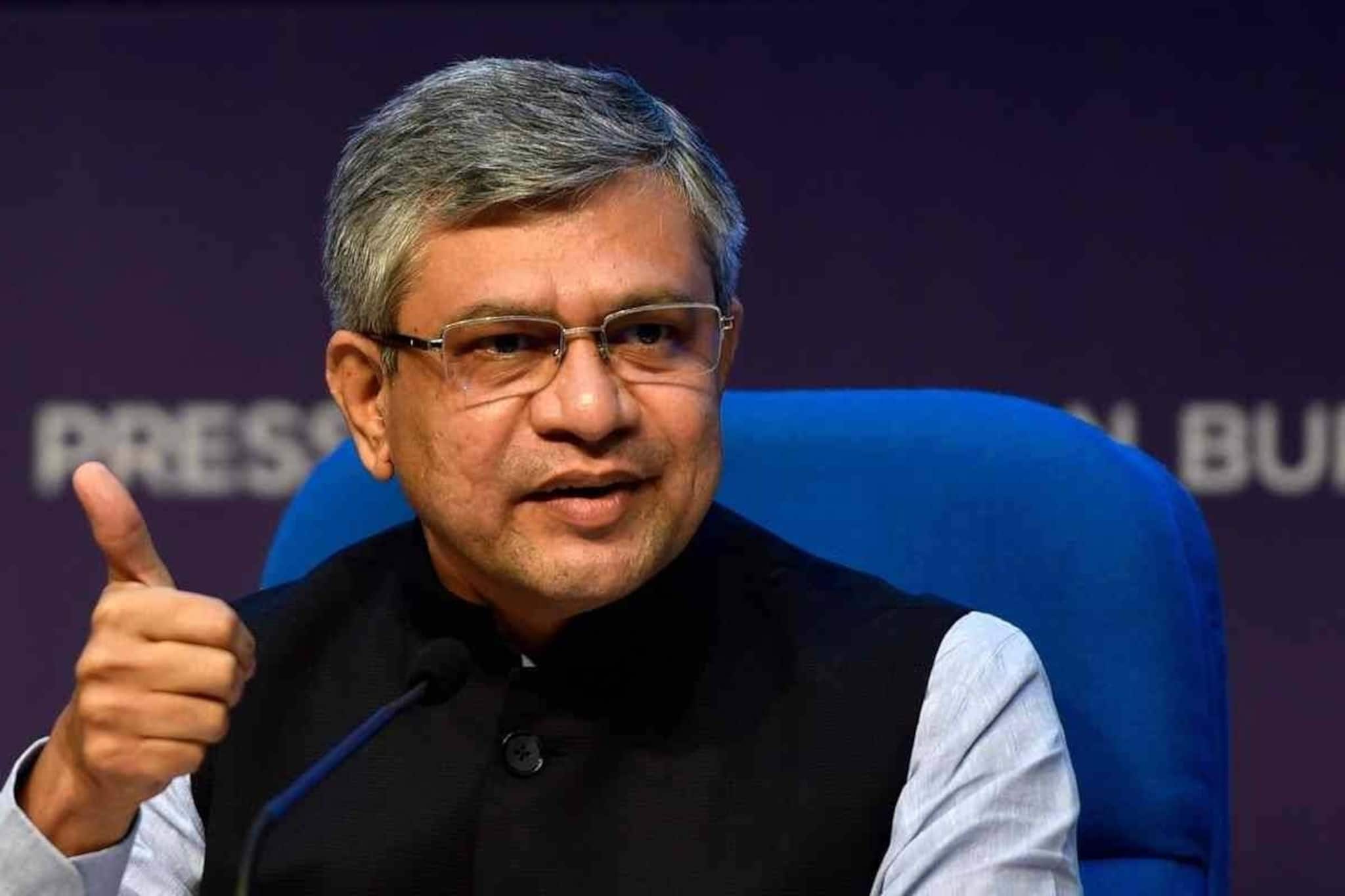 റെയിൽവേ ബജറ്റ്: സുരക്ഷാ സംവിധാനം മെച്ചപ്പെടുത്താൻ 1.08 ലക്ഷം കോടി രൂപ വിനിയോഗിക്കുമെന്ന് റെയിൽവെ മന്ത്രി