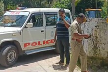 തിരുവനന്തപുരത്ത് ബൈക്കിലെത്തിയ സംഘം ബോംബെറിഞ്ഞ് രണ്ട് പേര്‍ക്ക് പരിക്ക്