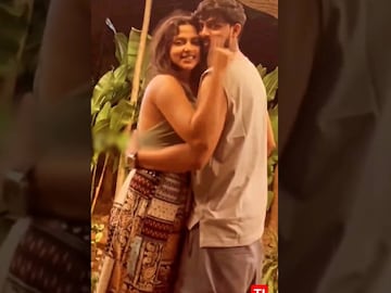 അമല പോളിന്റെ മൂത്തകുഞ്ഞിന് രണ്ട് മാസം; രണ്ടാമത്തെയാൾക്ക് വേണ്ടി റെഡിയാവൂ എന്ന് പറഞ്ഞാൽ... അമലയുടെ മറുപടി അമല പോളിന്റെ മൂത്തകുഞ്ഞിന് രണ്ട് മാസം; രണ്ടാമത്തെയാൾക്ക് വേണ്ടി റെഡിയാവൂ എന്ന് പറഞ്ഞാൽ... അമലയുടെ മറുപടി