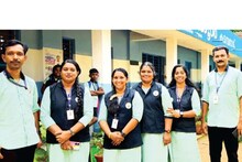 ടീച്ചറ് ദേ നമ്മുടെ യൂണിഫോമില്! ടീച്ചറും കുട്ടിയായോ! ; അമ്പരന്ന് വിദ്യാർഥികൾ