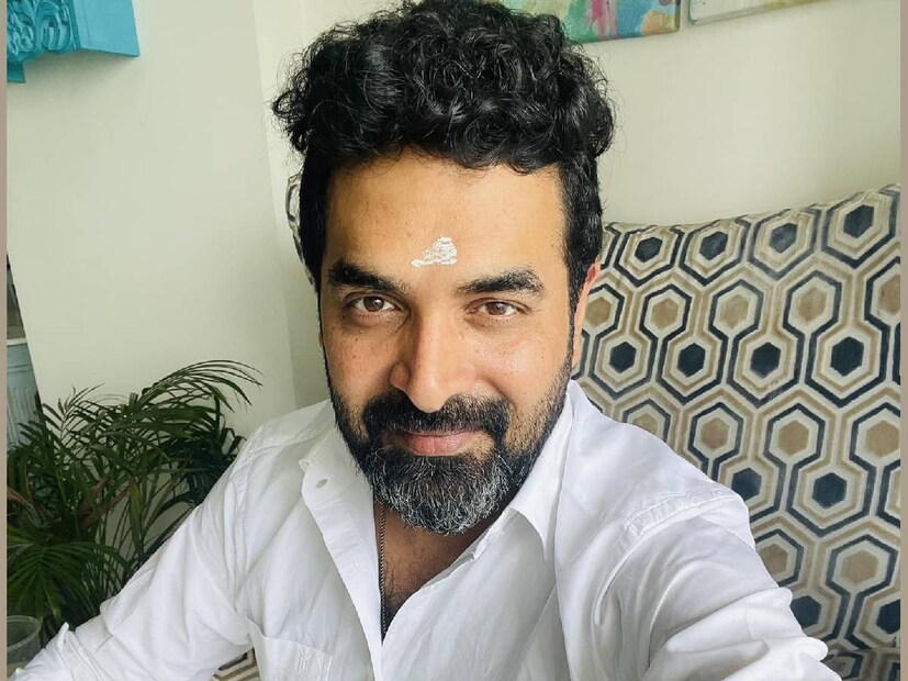 ചില സമയങ്ങളിൽ ഗോപി പ്രതികരിച്ചിട്ടുണ്ട് എങ്കിലും, ഇത്രയും രൂക്ഷമായ നിലയിൽ ആക്രമണം ഉണ്ടായത് ഇപ്പോഴാണ്. നിഷ്കളങ്കയായ അമ്മയെ വലിച്ചിഴച്ചതാണ് ഗോപിയെ ചൊടിപ്പിച്ച വിഷയം  