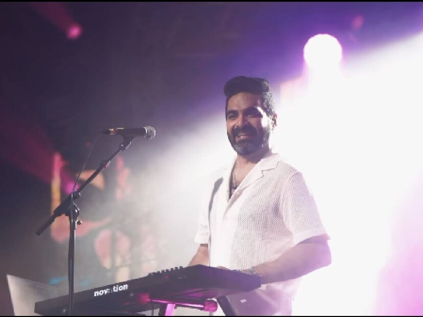 ഈ പ്രൊഫൈൽ ഇപ്പോഴും ഡിലീറ്റ് ചെയ്യപ്പെട്ടിട്ടില്ല എങ്കിലും, ലോക്ക് ചെയ്ത നിലയിലാണ്. പ്രൊഫൈലിലെ ഡിസ്ക്രിപ്ഷൻ ആണ് ഗോപി സുന്ദർ ക്യാപ്ഷ്യനായി ട്രോൾ ചെയ്തിട്ടുള്ളത് എന്ന് മനസിലാക്കുന്നു 