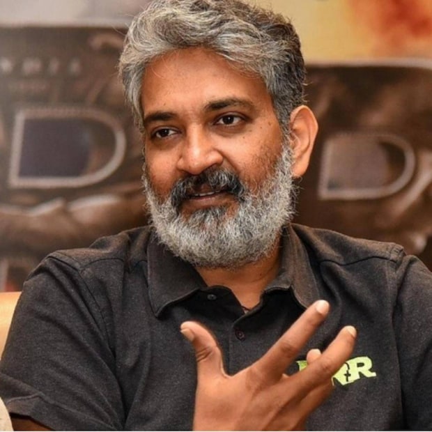 രാം ചരൺ, ജൂനിയർ എൻ.ടി.ആർ. എന്നിവർ വേഷമിട്ട RRR കീരവാണിയുടെ സംഗീതത്തിന്റെയും നായകന്മാരുടെ ചടുല നൃത്ത ചുവടുകളുടെ പെരുമയിലുമാണ് ഇന്ത്യയുടെ ഖ്യാതി ഓസ്കർ വേദിയോളം ഉയർത്തിയത്. രണ്ട് സ്വാതന്ത്ര്യ സമര സേനാനിമാരുടെ ജീവിത കഥയാണ് RRRന് ആധാരം 