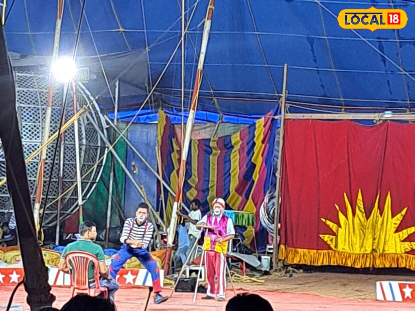  നമ്മെ രസിപ്പിക്കുന്ന പലതരം പ്രകടനങ്ങളുമായി ഇവര്‍ നാടുനീളെ സഞ്ചരിക്കും. പോകുന്നിടത്തെല്ലാം കൂടാരം കെട്ടും. താമസവും പ്രകടനവുമെല്ലാം അവിടെ തന്നെ. ഗ്രാമങ്ങളും നഗരങ്ങളും എല്ലാം അവരുടെ പ്രകടനങ്ങള്‍ക്ക് സാക്ഷിയാകാറുണ്ട്.