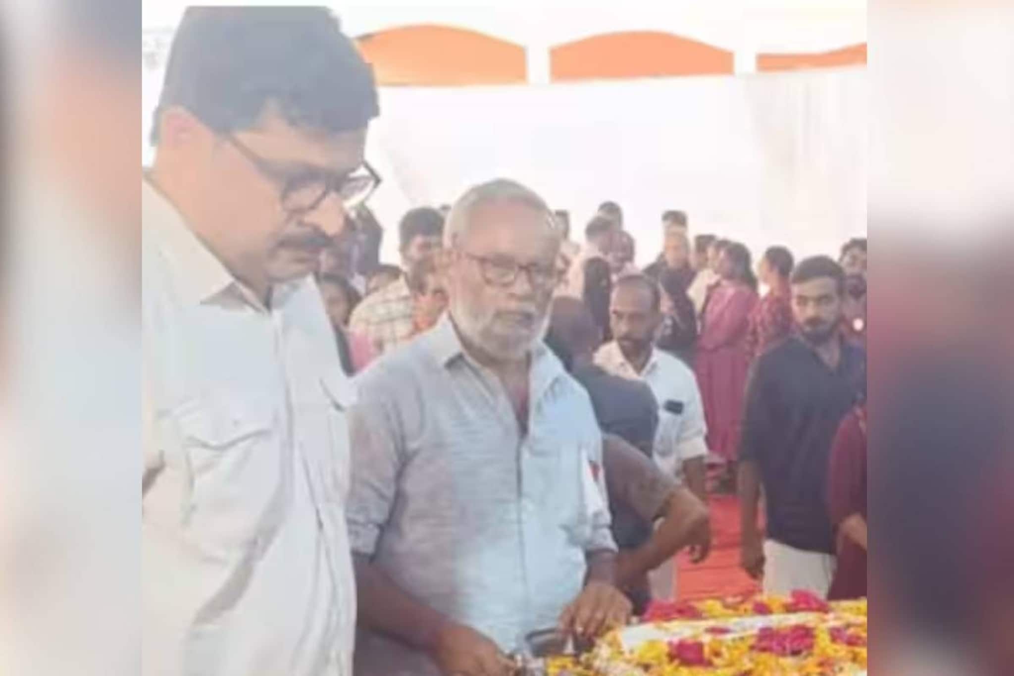 'പുഷ്പൻ ഇനി ഓർമ'; കൂത്തുപറമ്പ് രക്തസാക്ഷിക്ക് അന്ത്യാഭിവാദ്യമേകാൻ നികേഷ് കുമാറുമെത്തി