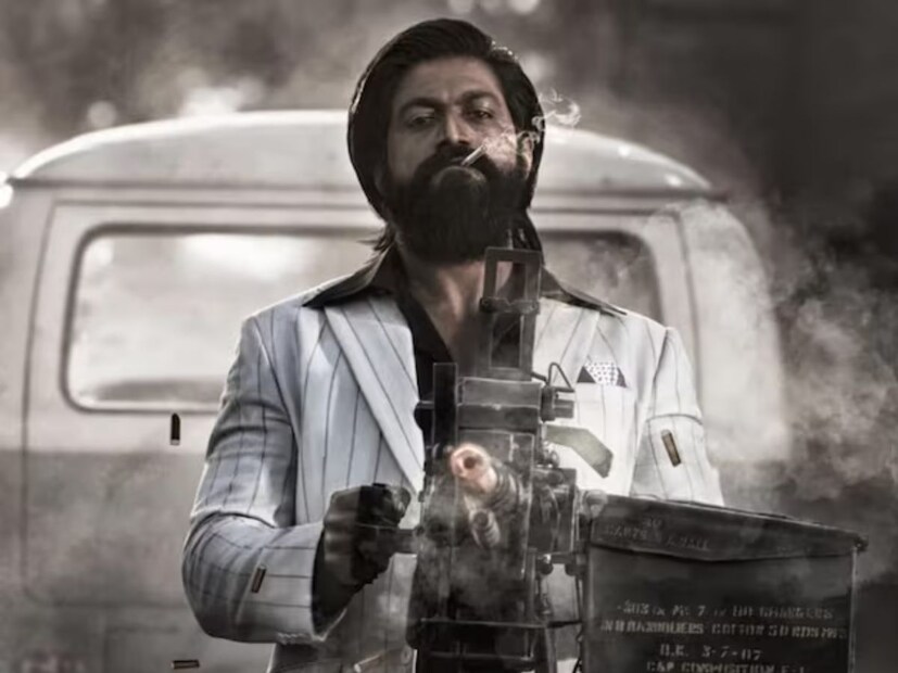  കെജിഎഫ് 2: യാഷ് പ്രധാന കഥാപാത്രത്തെ അവതരിപ്പിച്ച കെജിഎഫ് 2 ബോക്സ് ഓഫീസിൽ നിന്ന് ആകെ നേടിയത് 150 കോടി രൂപയാണ്. പ്രശാന്ത് നീൽ സംവിധാനം ചെയ്ത ചിത്രം 2018ലാണ് റിലീസ് ചെയ്തത്.