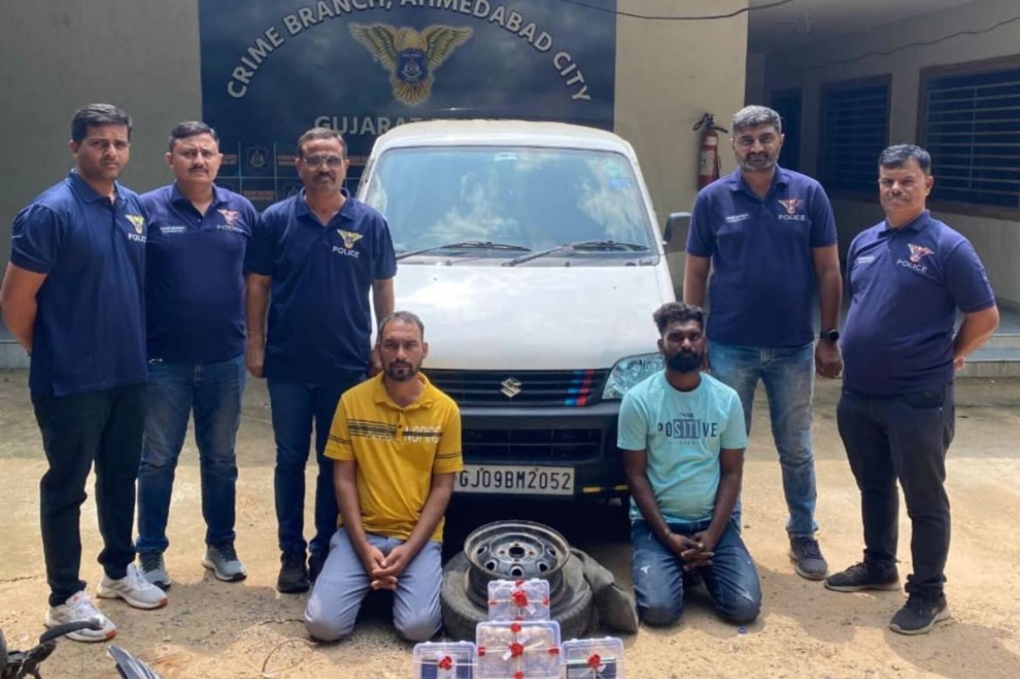 കാറിന്റെ സ്പെയർ ടയറിൽ കടത്തിയ ഒരു കോടിയുടെ മയക്കുമരുന്ന് പിടികൂടി