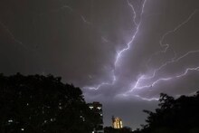 Kerala Weather Updates | മഴ മാറിയിട്ടില്ല; സംസ്ഥാനത്ത് ഒറ്റപ്പെട്ടയിടങ്ങളിൽ ഇടിമിന്നലോടു കൂടിയ മഴയ്ക്ക് സാധ്യത