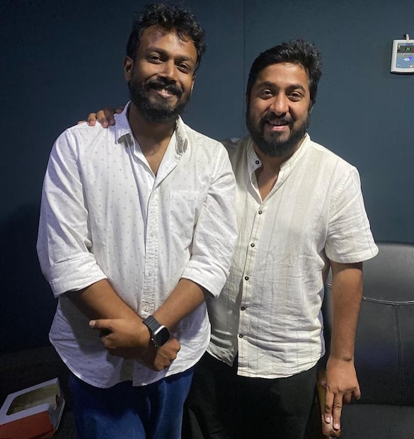 ശക്തമായ തെളിവുകളുമായി വിനീത് ശ്രീനിവാസനും ഭഗത് മാനുവലും രംഗത്തെത്തിയതോടെ, നിവിൻ പോളിക്കെതിരായ പീഡന പരാതിയിൽ വരും ദിവസങ്ങളിൽ സംഭവിക്കുന്ന ട്വിസ്റ്റ് എന്തായിരിക്കും എന്നാകും ഇനി പ്രേക്ഷകർ കാത്തിരിക്കുക. കേസുമായി സഹകരിക്കും എന്ന കാര്യവും  നിവിൻ പോളി വ്യക്തമാക്കിയിരുന്നു. നിയമപരമായി മുന്നോട്ടു നീങ്ങാനാണ് നടന്റെയും തീരുമാനം