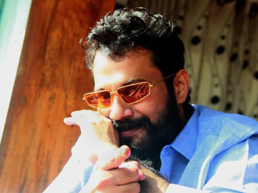 വിവാഹത്തിന് ബാലയുടെ കുടുംബാംഗങ്ങൾ ആരും തന്നെ പങ്കെടുത്തിരുന്നില്ല. അമ്മയ്ക്ക് പ്രായകൂടുതൽ കൊണ്ടുള്ള അവശതകളും, അണ്ണന് സിനിമാ തിരക്കുകൾ എന്നുമാണ് ബാല നൽകിയ മറുപടി. സഹോദരൻ ശിവയെ ബാല ഫോണിൽ വിളിച്ചിരുന്നു എന്നും മാധ്യമങ്ങളോടായി പറഞ്ഞിരുന്നു. വിവാഹം കഴിഞ്ഞതും, ബാല ഭാര്യയേയും കൂട്ടി അമ്മയെ കാണാൻ ചെന്നൈയിലെ വീട്ടിൽ എത്തിയിരുന്നു. ദീപാവലി പ്രമാണിച്ചായിരുന്നു സന്ദർശനം