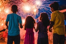 Diwali 2024 : ദീപാവലിക്ക് പടക്കം പൊട്ടിച്ച് ആഘോഷിക്കുമ്പോൾ ഇക്കാര്യങ്ങൾ മറക്കരുത്...
