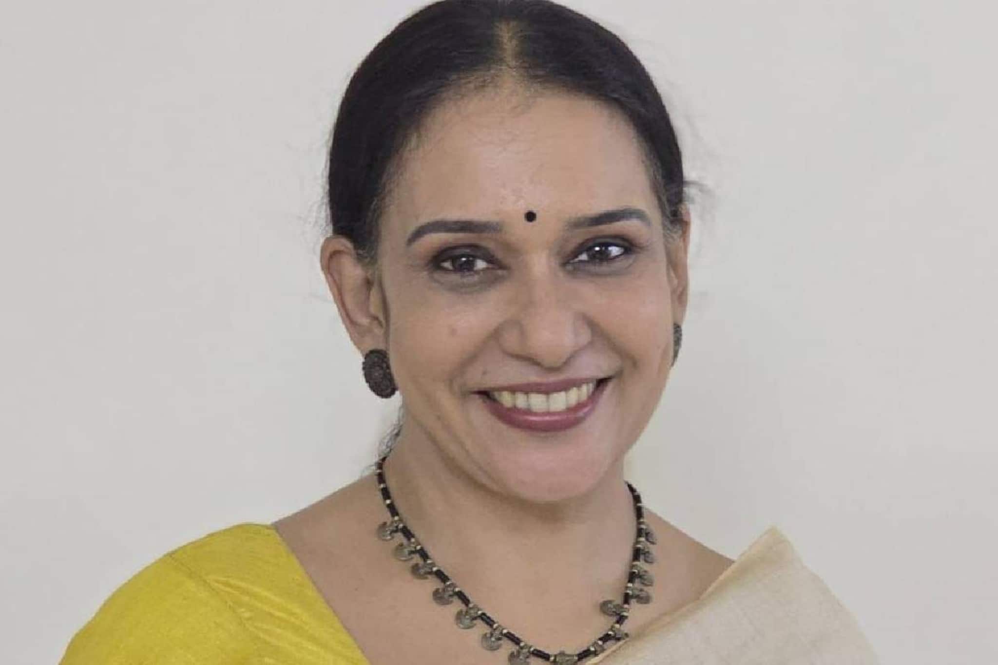 MDMAയുടെ പേരിൽ ഒരു മണിക്കൂർ വെർച്വൽ അറസ്റ്റ്; അശോകസ്തംഭമില്ലാത്ത ഐഡി കാർഡ് കണ്ടപ്പോൾ സംശയം; നടി മാലാ പാർവതിയിൽ നിന്ന് പണം തട്ടാൻ ശ്രമം