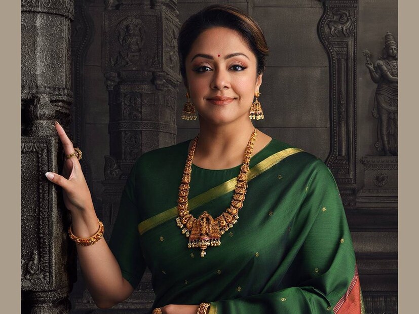  ഇപ്പോൾ ചിത്രത്തെ പ്രശംസിച്ച് എത്തിയിരിക്കുകയാണ് നടി ജ്യോതിക. ഓരോരുത്തരെയും പേരെടുത്ത് അഭിന്ദിച്ചിരിക്കുകയാണ് താരം. വജ്രം പോലെ തിളങ്ങുന്ന സിനിമയാണ് സംവിധായകന്‍ രാജ്കുമാര്‍ പെരിയസാമി സൃഷ്ടിച്ചതെന്നും ജയ് ഭീമിനു ശേഷം താന്‍ കണ്ട മറ്റൊരു തമിഴ് ക്ലാസിക് ആണ് അമരനെന്നും ജ്യോതിക സമൂഹമാധ്യമങ്ങളില്‍ കുറിച്ചു.