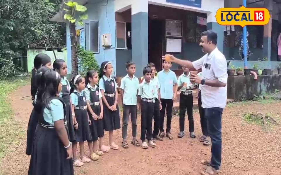  അധ്യാപകനും കുട്ടികളും