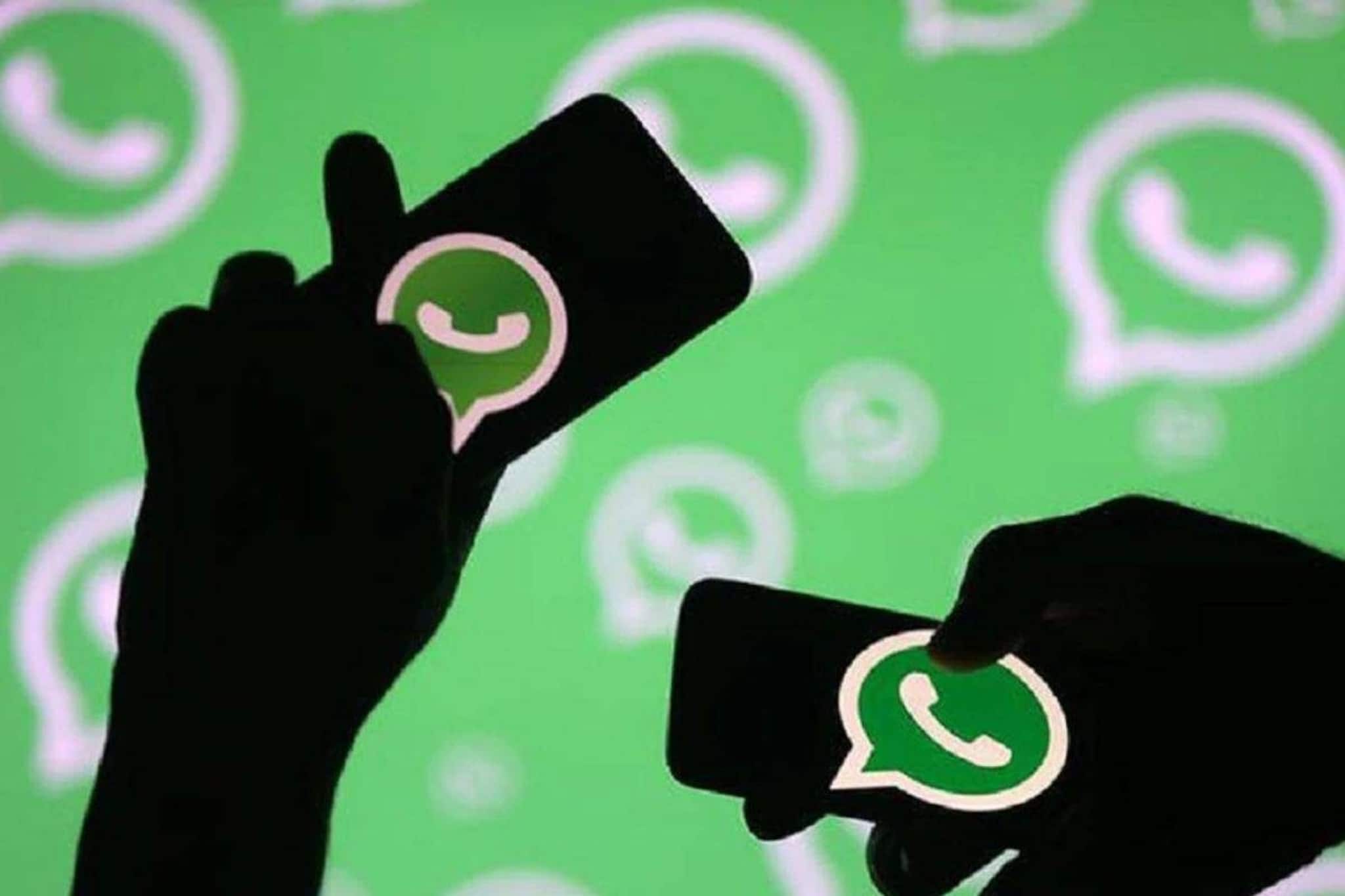 യുവതി ആശുപത്രിയിയില്‍ പോകാതെ 1000 പേരുള്ള വാട്‌സ്ആപ്പ് ഗ്രൂപ്പ് മേല്‍നോട്ടത്തില്‍ വീട്ടില്‍ പ്രസവിച്ചു