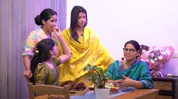 Amrutha Suresh|'14 വർഷത്തെ വേദനകൾക്ക് ശേഷം സന്തോഷമുള്ള ഒരു ദിനം'; ഒപ്പം നിന്നവർക്ക് നന്ദി പറഞ്ഞ് അമൃതയുടെ അമ്മ