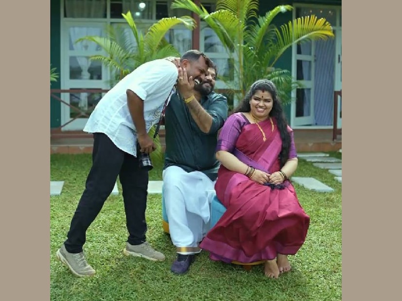 കൊച്ചി ഉപേക്ഷിച്ച് വൈക്കത്തേക്ക് സ്ഥലം മാറിയെങ്കിലും, അവിടെയും അത്തരമൊരു ഉദ്യമത്തിൽ നിന്നും പിൻവലിയാൻ ബാലയ്ക്ക് ഉദ്ദേശമില്ല. സുഹൃത്തായ ചലച്ചിത്ര പ്രവർത്തകൻ സാലു കെ. ജോർജിന്റെ ഒപ്പം വൈക്കത്തെ തന്റെ ആദ്യ സംരംഭത്തിന് ബാല ആരംഭം കുറിച്ച് കഴിഞ്ഞു. ഭാര്യയെ കൂടെ നിർത്തണം എന്ന നിർബന്ധം ബാല ഉപേക്ഷിച്ചിട്ടില്ല എന്ന് തോന്നുന്നു. ഇവിടെയും കോകിലയെ കാണാം. സംവിധാനം ചെയ്യാൻ പ്ലാൻ ഇട്ട്, വരാനിരിക്കുന്ന സിനിമയുടെ ചിത്രീകരണത്തിനും താമസത്തിനും കണക്കാക്കിയാണ് ബാല പുതിയ വീട് വാങ്ങിയിട്ടുള്ളത് (തുടർന്ന് വായിക്കുക)
