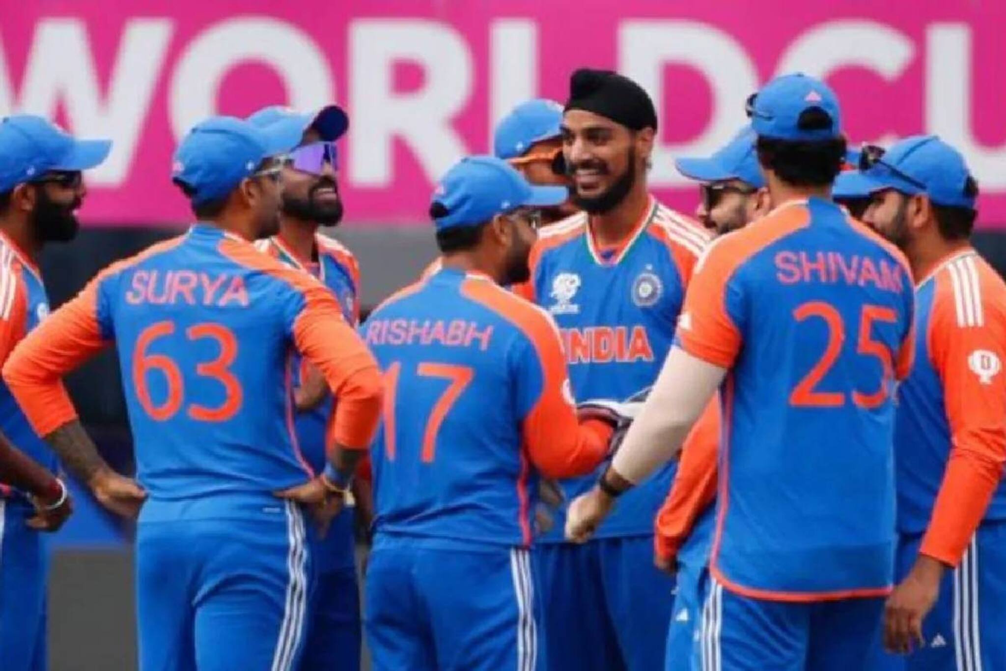 ചാമ്പ്യൻസ് ട്രോഫി 2025 : ഇന്ത്യൻ ടീം പാകിസ്ഥാനിലേക്ക് പോകില്ലെന്ന്  ബിസിസിഐ