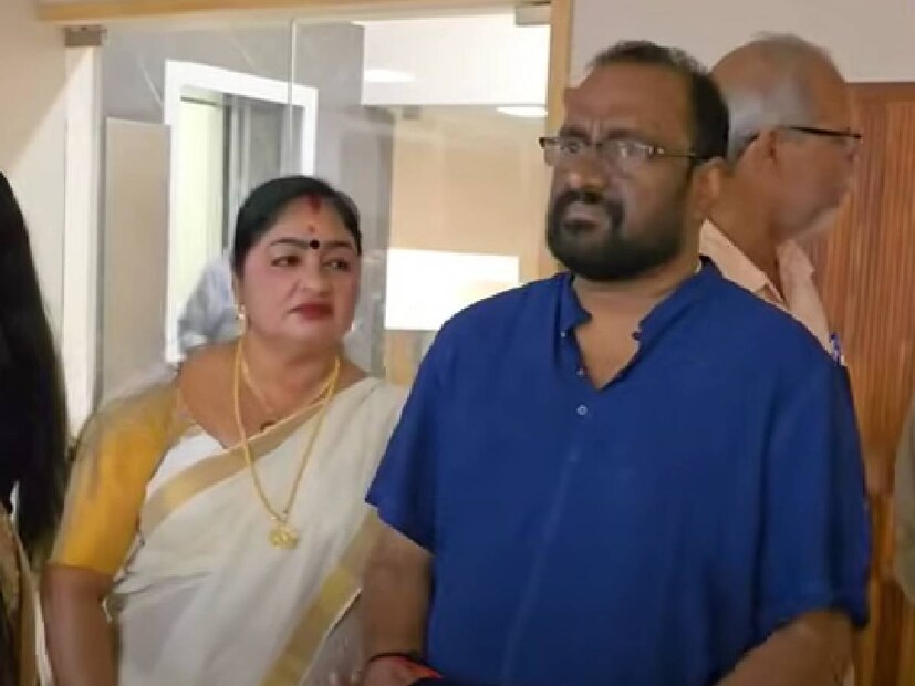 സ്വതന്ത്ര സംവിധായകൻ എന്ന നിലയിലും അനിൽ ഏതാനും സിനിമകൾ സംവിധാനം ചെയ്തിരുന്നു. 1989ലെ 'അനന്തവൃത്താന്തം' ആണ് അനിലിന്റെ ആദ്യ ചിത്രം. അതിനു ശേഷം വേറെയും സിനിമകൾ ചെയ്തു. ഇതിൽ സന ഖാൻ നായികയായി പുറത്തിറങ്ങിയ 'ക്ളൈമാക്സ്' എന്ന ചിത്രം നടി സിൽക്ക് സ്മിതയുടെ ജീവിതവുമായി ബന്ധപ്പെട്ടിരുന്നു. ആലപ്പുഴ സ്വദേശിയായ അനിൽ വീണ്ടും വിവാഹം ചെയ്ത വിവരം എവിടെയും പരസ്യമായി അറിയിച്ചിരുന്നില്ല. ഈ പരിപാടിക്ക് വന്നപ്പോഴാണ് അനിലിനെയും ഭാര്യയെയും പുറംലോകം അറിയുന്നത്