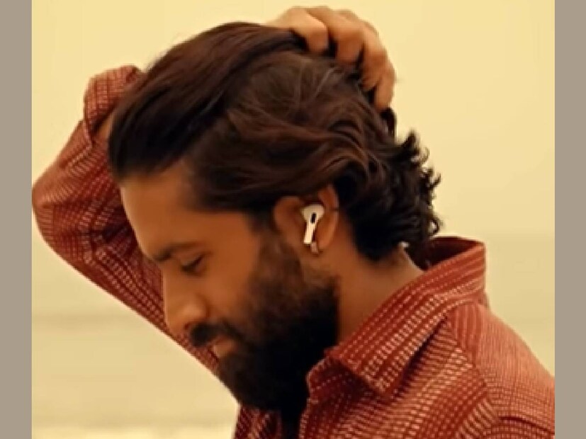എട്ടു മണിക്കൂർ നീളുന്ന തെലുങ്ക് ബ്രാഹ്മണ ആചാരങ്ങൾ പ്രകാരമുള്ള വിവാഹമായിരിക്കും ഉണ്ടാവുക. ശോഭിതയുമായി അടുത്ത വൃത്തങ്ങളാണ് ഇങ്ങനെയൊരു വിവരത്തിന്റെ ഉറവിടം. ആധുനിക കാലത്തിന്റെതായി യാതൊന്നും കടന്നു വരാത്ത വിവാഹമായിരിക്കുമത്രേ ഇത്. വിവാഹ നിശ്ചയം കഴിഞ്ഞതും, പാരമ്പര്യ രീതി മുറുകെപ്പിടിച്ച ഒരു ചടങ്ങിൽ ശോഭിത പങ്കെടുത്ത ദൃശ്യങ്ങൾ അവരുടെ സോഷ്യൽ മീഡിയ പേജിൽ എത്തിച്ചേർന്നിരുന്നു. അത്തരത്തിലാകും വിവാഹവും നടക്കുകയത്രേ. ഹൈദരാബാദിലെ അന്നപൂർണ സ്റ്റുഡിയോയിലാകും കൂറ്റൻ വിവാഹവേദി ഉയരുക