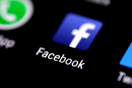മുഖ്യമന്ത്രിക്കെതിരെ ഫേസ്ബുക്ക് പോസ്റ്റ്: സർക്കാർ ഉദ്യോഗസ്ഥന് സസ്പെൻഷൻ മുഖ്യമന്ത്രിക്കെതിരെ ഫേസ്ബുക്ക് പോസ്റ്റ്: സർക്കാർ ഉദ്യോഗസ്ഥന് സസ്പെൻഷൻ