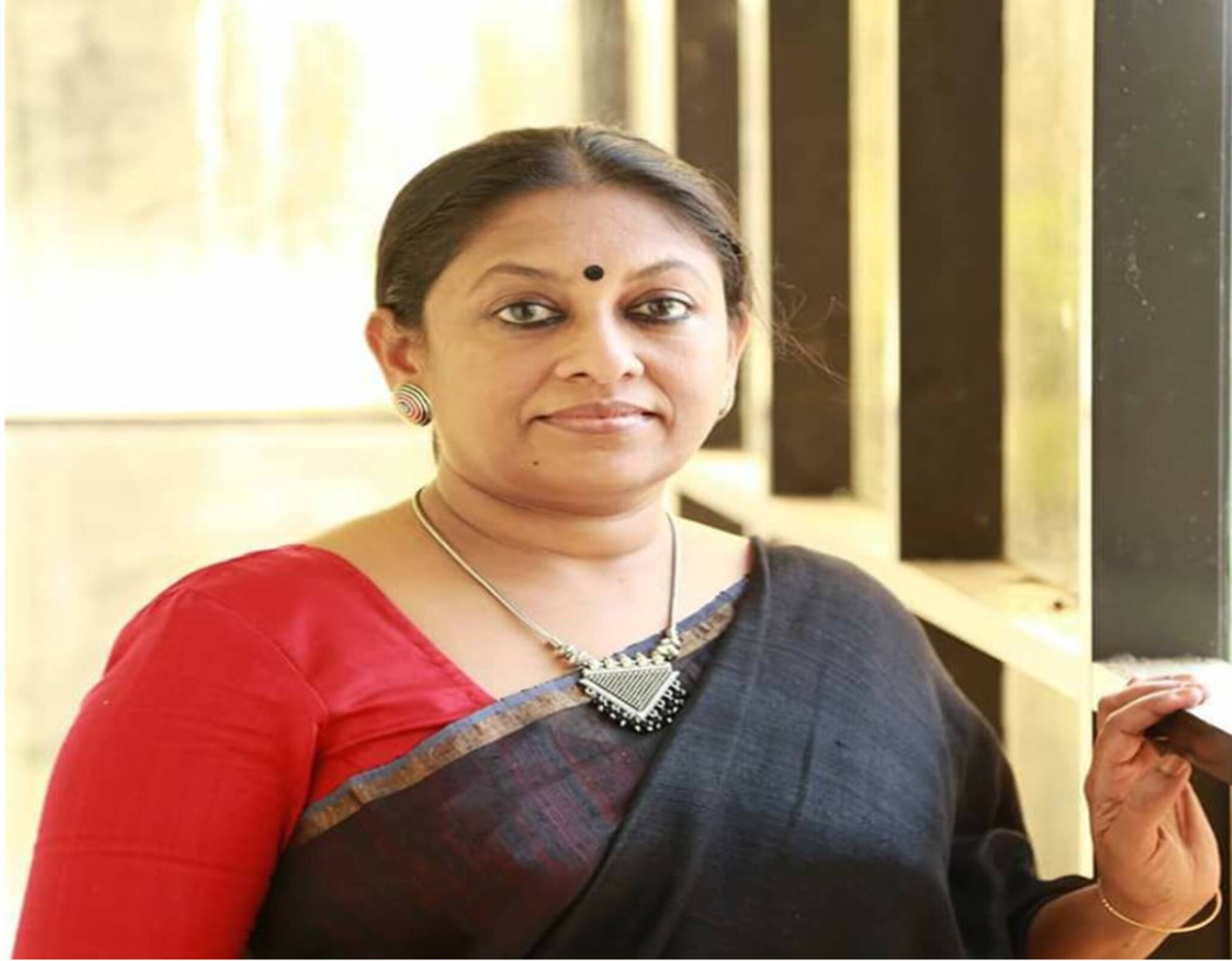 കെ ആര്‍ മീരയ്ക്ക് മുട്ടത്തു വര്‍ക്കി സാഹിത്യ അവാര്‍ഡ്