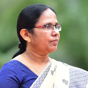 മരിച്ച മാഹി സ്വദേശിക്ക് ഗുരുതര ആരോഗ്യ പ്രശ്നങ്ങൾ ഉണ്ടായിരുന്നു; എത്തിച്ചത് അതീവ ഗുരുതരാവസ്ഥയിൽ; കെ. കെ ശൈലജ മരിച്ച മാഹി സ്വദേശിക്ക് ഗുരുതര ആരോഗ്യ പ്രശ്നങ്ങൾ ഉണ്ടായിരുന്നു; എത്തിച്ചത് അതീവ ഗുരുതരാവസ്ഥയിൽ; കെ. കെ ശൈലജ