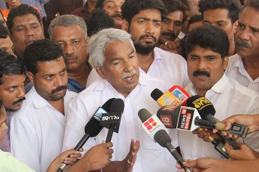 ഉമ്മൻചാണ്ടി മത്സരിക്കുമോ? തിരഞ്ഞെടുപ്പ് ചർച്ചകളിൽ സജീവമായി കോൺഗ്രസ്