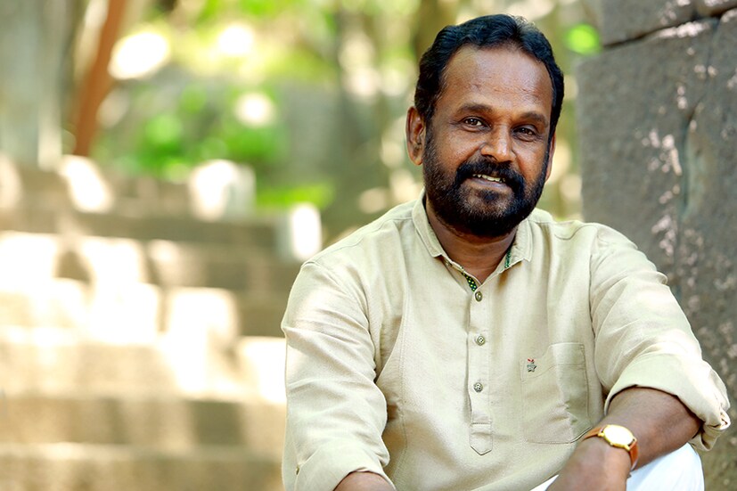  പ്രശസ്ത ചലച്ചിത്രകാരനും ശില്‍പിയുമായ രാജീവ് അഞ്ചലിന്റെ ഒരു പതിറ്റാണ്ടിലേറെയുള്ള സമര്‍പ്പണത്തിലൂടെയാണ് ജടായു ശില്‍പ്പം യാഥാർധ്യമാകുന്നത്.