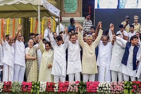 ബിജെപിയെ നേരിടാൻ വിട്ടുവീഴ്ചയ്ക്ക് തയ്യാറായി കോൺഗ്രസ് ബിജെപിയെ നേരിടാൻ വിട്ടുവീഴ്ചയ്ക്ക് തയ്യാറായി കോൺഗ്രസ്