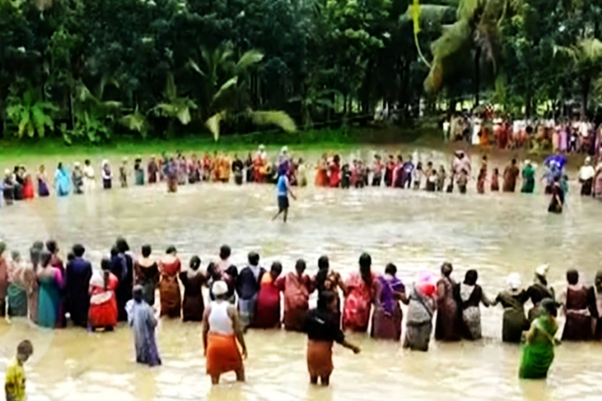 ചേറാണ് ചോറെന്ന ഓർമ്മപ്പെടുത്തലുമായി മഴപ്പൊലിമ