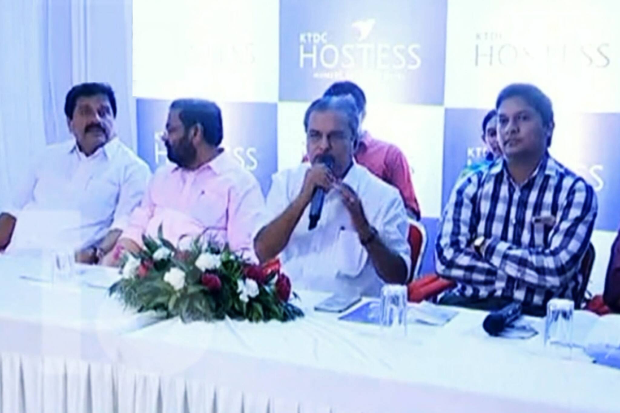 സ്ത്രീകൾക്ക് സുരക്ഷിത താമസ സൗകര്യമൊരുക്കാൻ സർക്കാരിൻറെ ഹോസ്റ്റസ് ഹോട്ടൽ പദ്ധതി