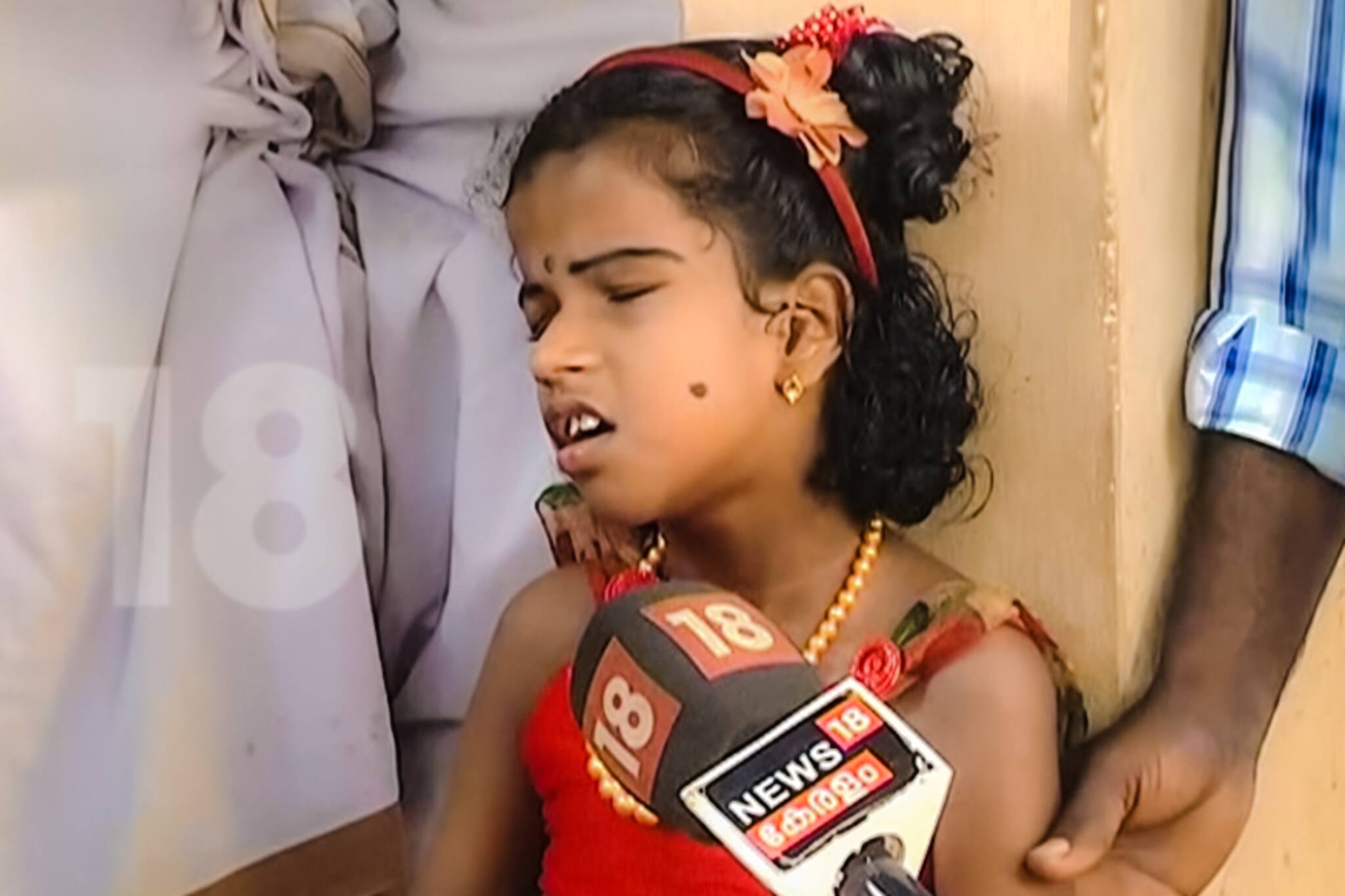 അകക്കണ്ണിലെ സംഗീതവുമായി അനന്യ