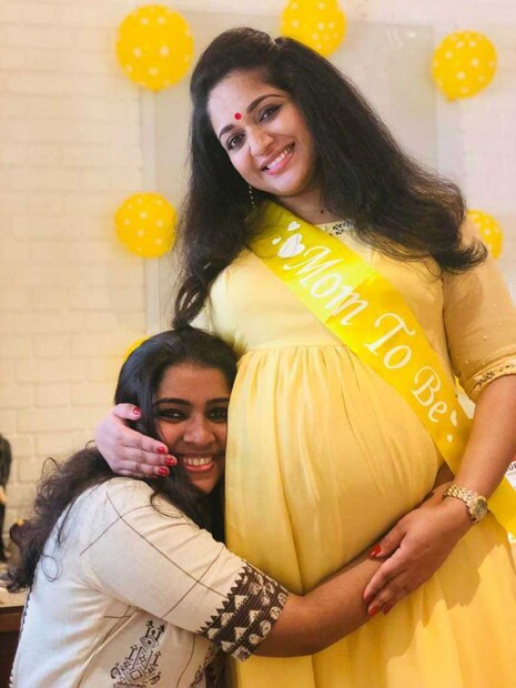  കാവ്യ മാധവൻ ബേബി ഷവർ ആഘോഷത്തിനിടെ