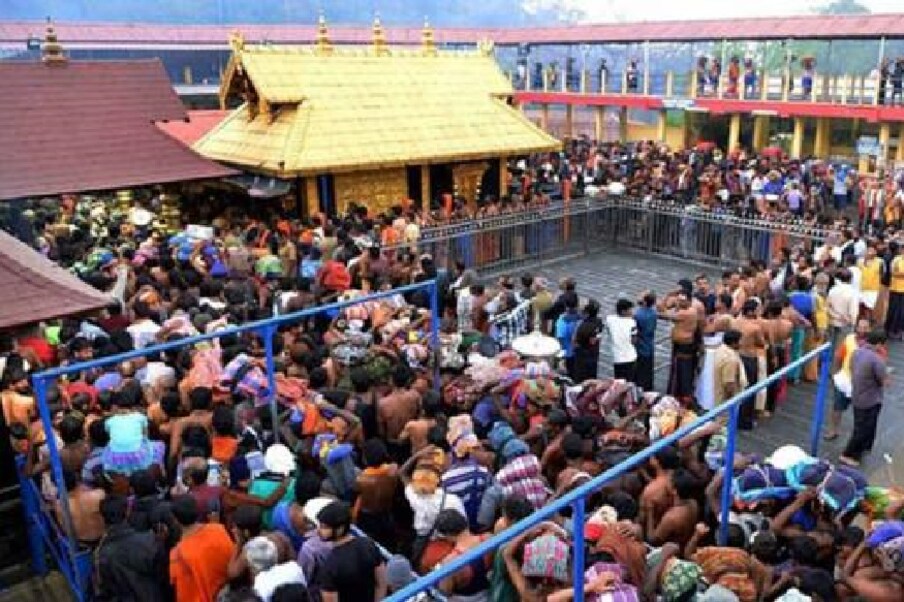  ന്യൂഡൽഹി: ശബരിമല യുവതീപ്രവേശന വിധി ചോദ്യം ചെയ്തു നൽകിയ പുനഃപരിശോധനാ ഹർജികളും സുപ്രീംകോടതിയുടെ വിശാല ബെഞ്ചിലേക്ക്. 2020 ജനുവരിയിൽ കേസ് പരിഗണിച്ചേക്കുമെന്ന് കോടതി അസിസ്റ്റന്റ് രജിസ്ട്രാർ അറിയിച്ചു. വിശാല ബഞ്ച് പരിഗണിക്കുന്നതിനാൽ പുനഃപരിശോധന ഹർജികളുടെ നാലു വീതം അധിക പകർപ്പുകൾ ഉടൻ സമർപ്പിക്കാനും അസിസ്റ്റന്റ് രജിസ്ട്രാർ അഭിഭാഷകർക്ക് നിർദേശം നൽകി.