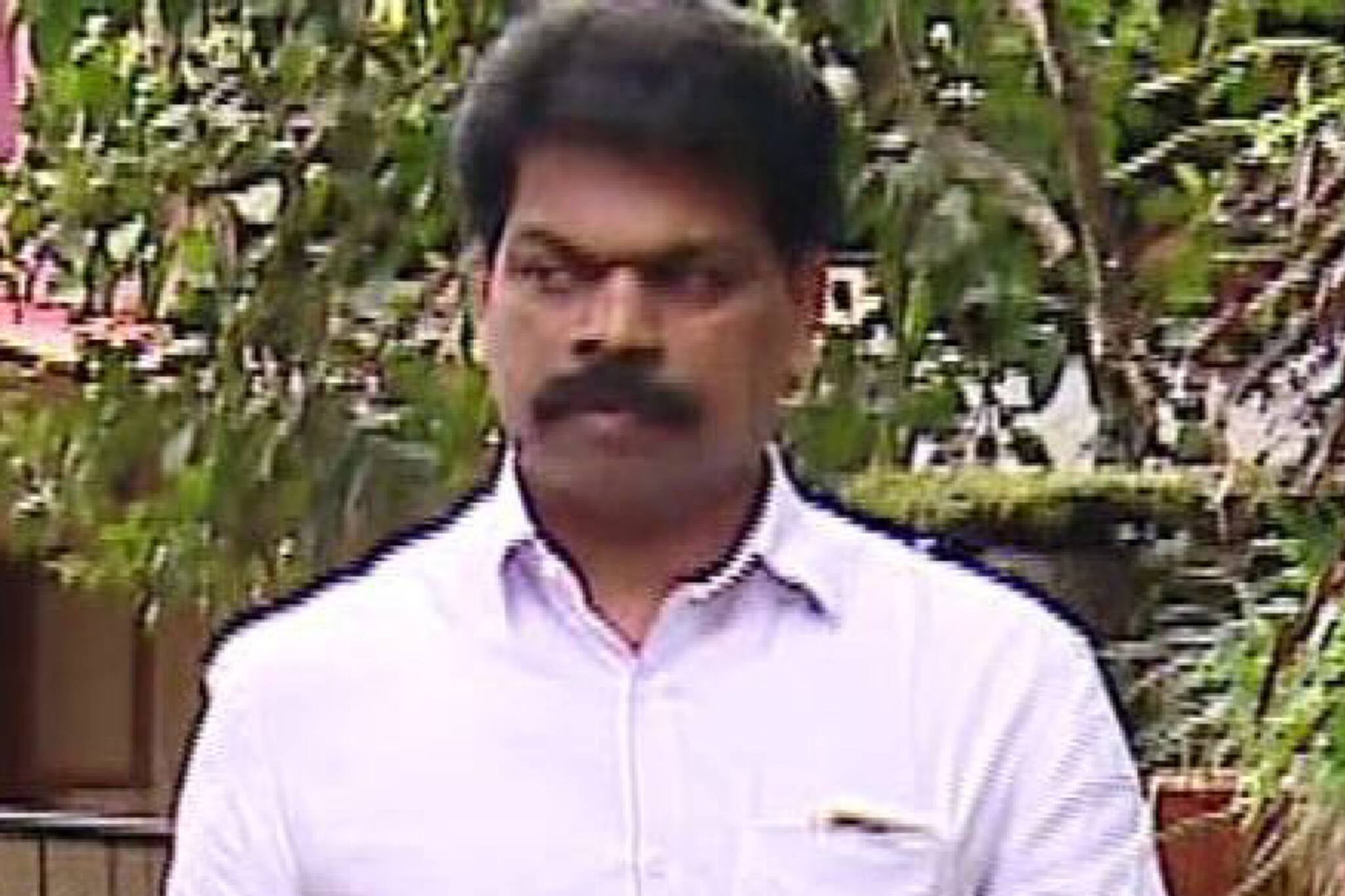 വൈദികന്‍ കുറവിലങ്ങാട്ടെ മഠത്തിലെത്തിയത് കൊലക്കേസ് പ്രതിയ്‌ക്കൊപ്പം