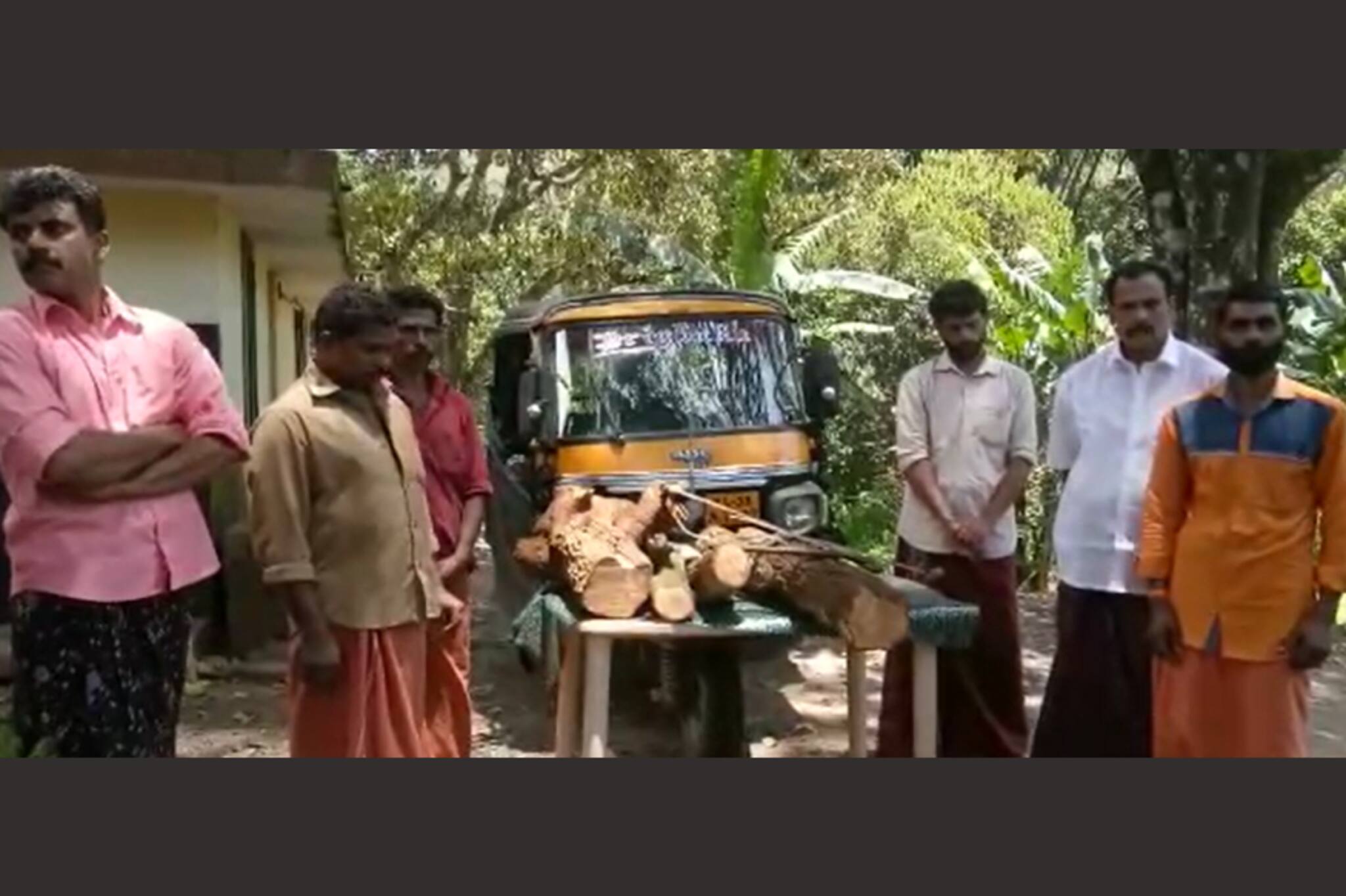 ഇടുക്കിയിൽ ചന്ദനവേട്ട; ആറുപേർ പിടിയിൽ
