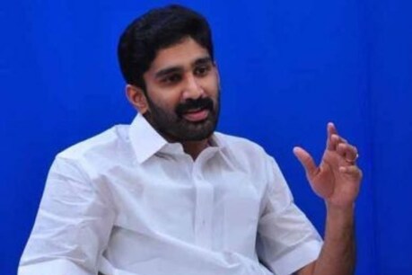 Lok Sabha Election Result 2019: ലോക്സഭ തെരഞ്ഞെടുപ്പിലെ മതേതര കക്ഷികളുടെ തോൽവി; കോൺഗ്രസിനെ കുറ്റപ്പെടുത്തുന്നവർക്ക് ബൽറാമിന്റെ മറുപടി Lok Sabha Election Result 2019: ലോക്സഭ തെരഞ്ഞെടുപ്പിലെ മതേതര കക്ഷികളുടെ തോൽവി; കോൺഗ്രസിനെ കുറ്റപ്പെടുത്തുന്നവർക്ക് ബൽറാമിന്റെ മറുപടി