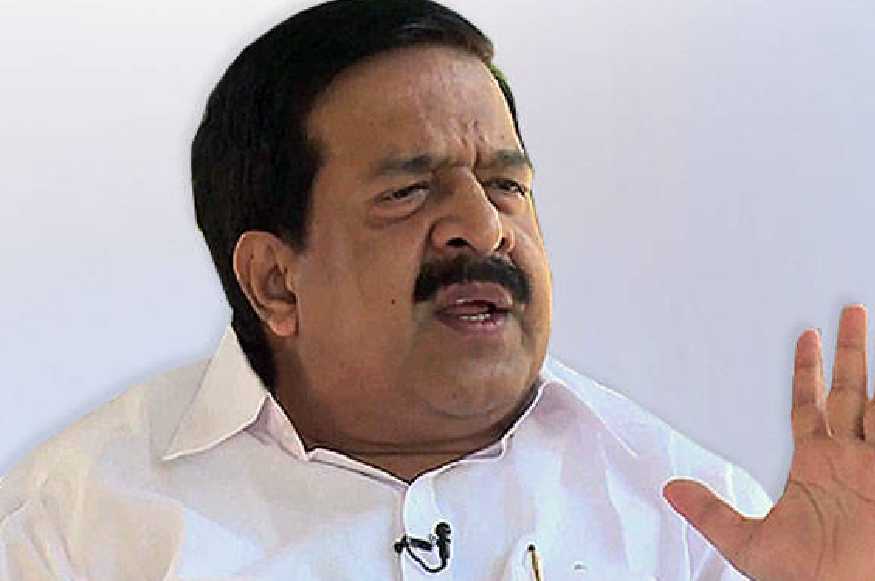  ഒരു മലയാളി ഉദ്യോഗസ്ഥൻ വരട്ടെയെന്ന് കരുതിയാണ് ആ തീരുമാനം എടുത്തതെന്നും രമേശ് ചെന്നിത്തല പറഞ്ഞു.