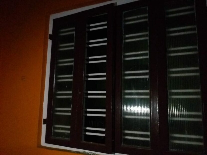  കല്ലേറിൽ കരയോഗത്തിന്റെ ജനൽ ചില്ലുകൾ തകർന്നു