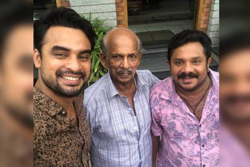 ടൊവിനോ ഹമീദെന്ന കച്ചവടക്കാരന്റെ വേഷത്തിലെത്തുന്ന ചിത്രമാണിത്