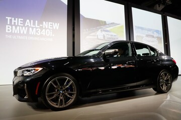 ആഡംബര കാറുകളുടെ പുതുലോകം; ലോസ് ഏഞ്ചല്‍സ് ഒാട്ടോ ഷോ