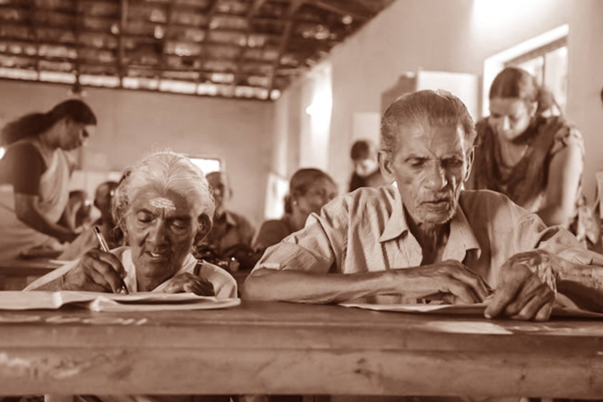 കാർത്യായനി അമ്മയ്ക്ക് ഒന്നാം റാങ്ക്